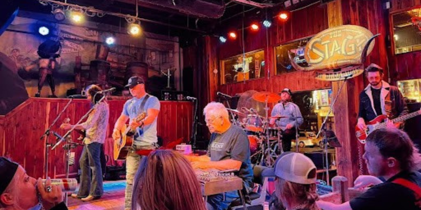 From Blues to Country: Navigating Nashville's Live Music Scene